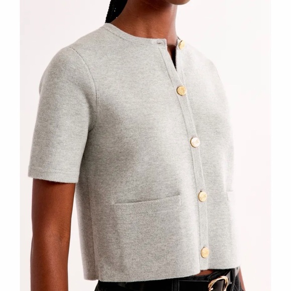 Abercrombie & Fitch Sweaters - Abercrombie & Fitch grey short sleeve cardigan gold buttons size XL